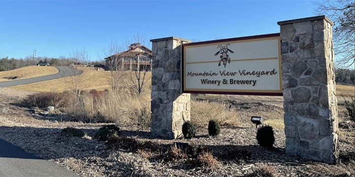 Mountain View Vineyard, Winery & Brewery
