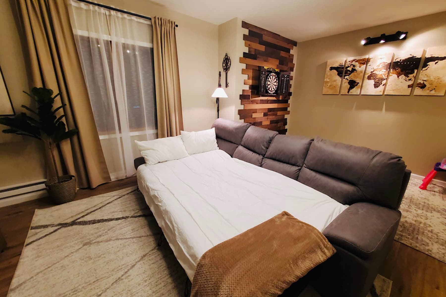 Bonus Room Slumber